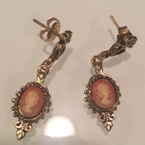 Vintage Cameo Teardrop Earrings